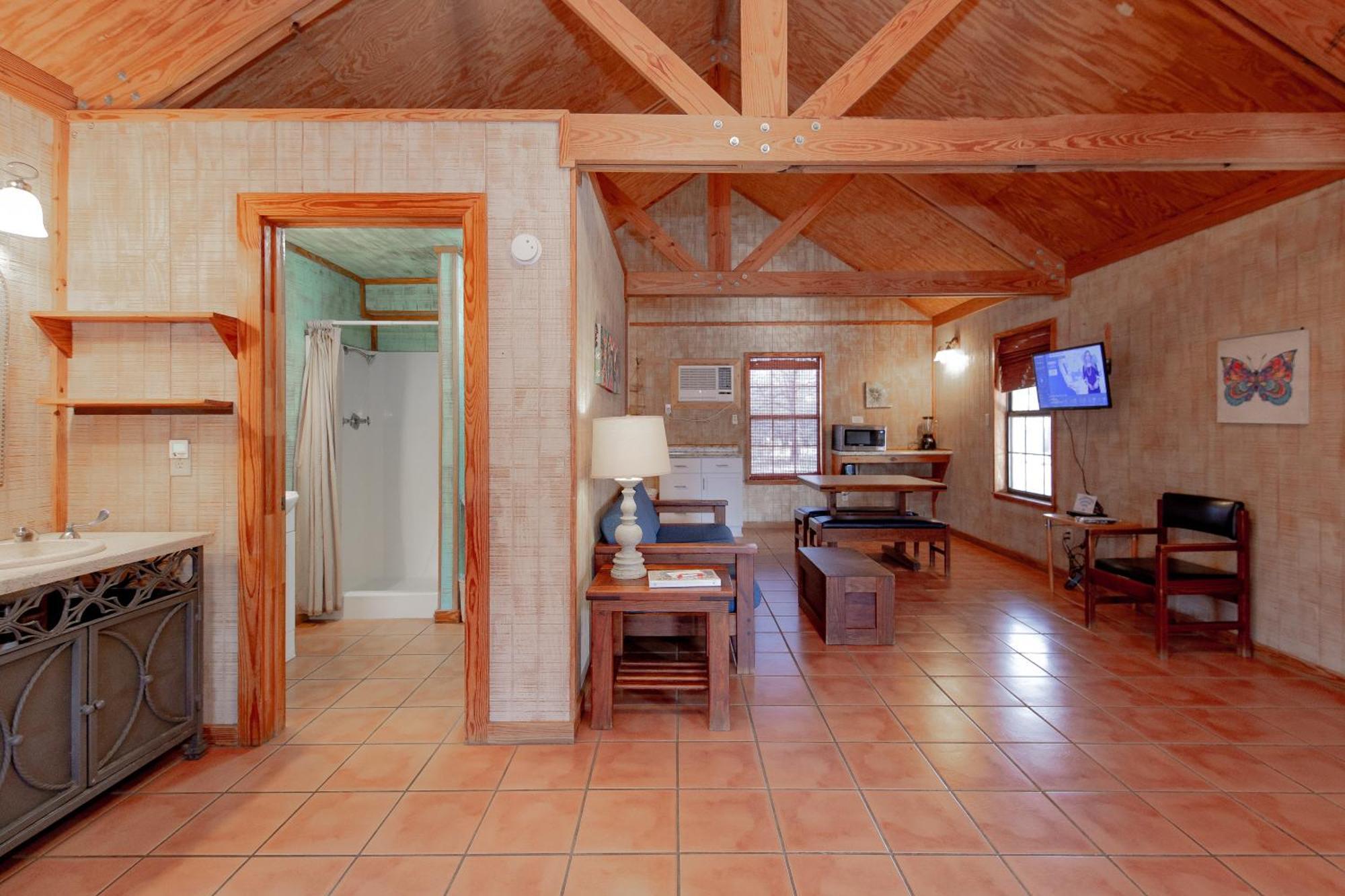 Seven Bluff Cabins Concan Exterior photo