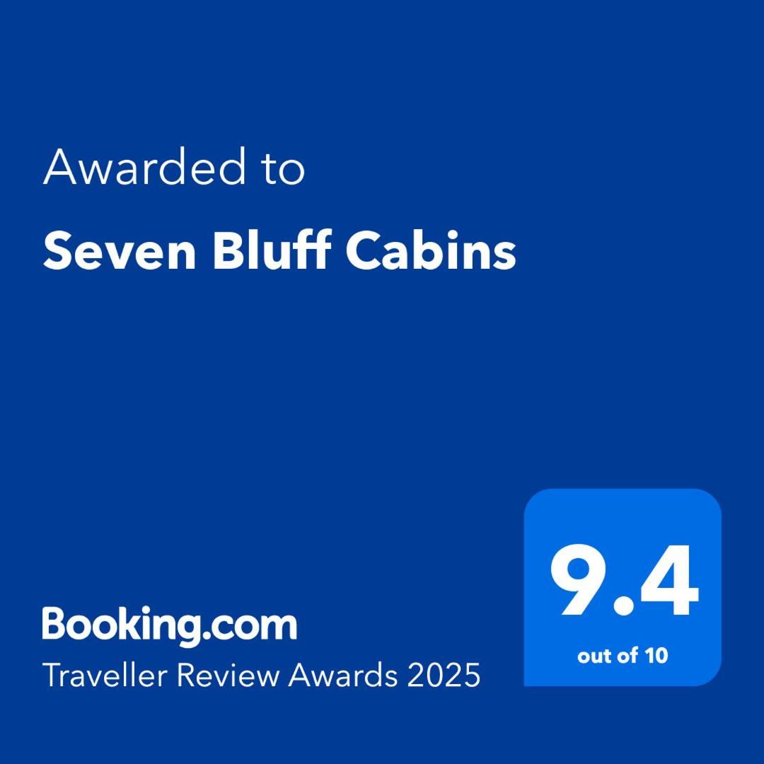 Seven Bluff Cabins Concan Exterior photo